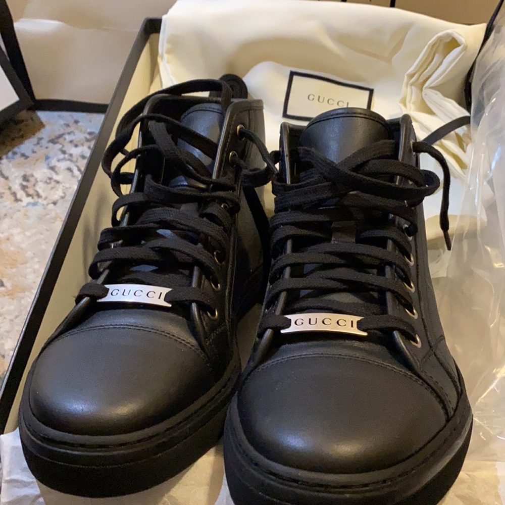 Brand new authentic Gucci sneakers